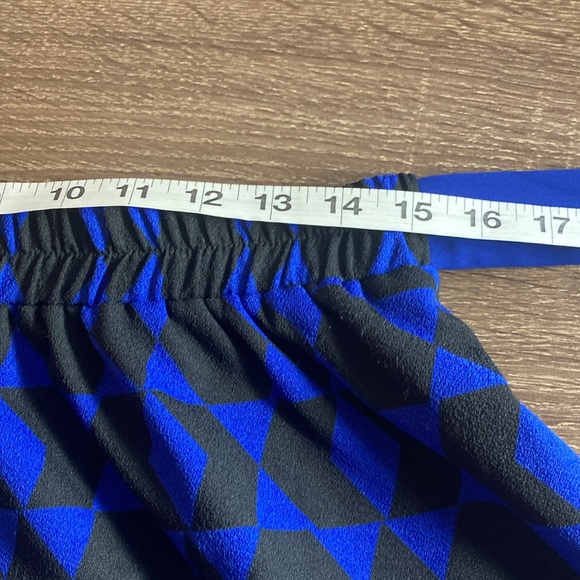 EUC Harper Women's Blue and Black Geometric Skirt Large - Picture 5 of 7